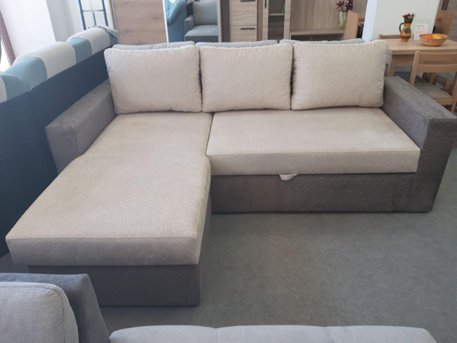 9d3aaec9-373a-4d87-bb19-43be8a263e22